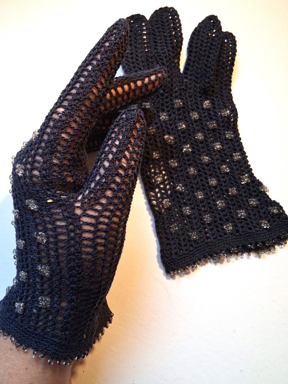 Rare Vintage Pair of Beaded Black Crochet Women's Gloves Med/Small